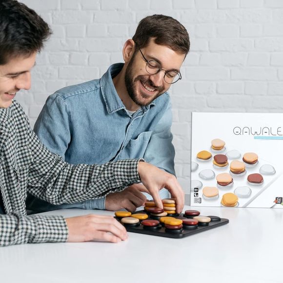 Qawale | Abstract Strategy Game for Adults & Familes - Picture 5 of 6